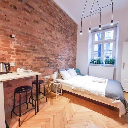 Lion Apartments Krasków Εξωτερικό φωτογραφία